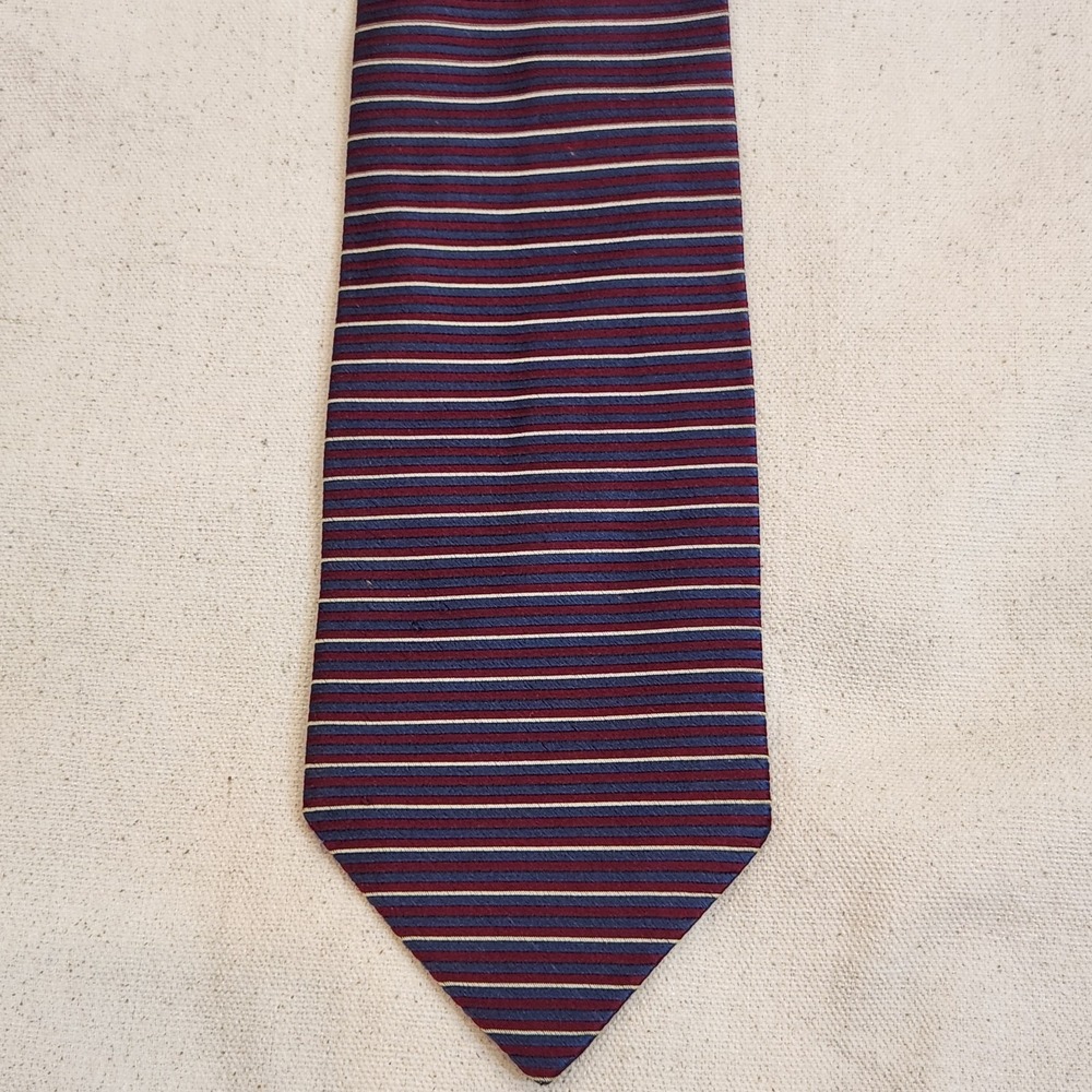 Hugo Boss Men's Silk Striped Necktie Blue Red Multicolored Made in Italy